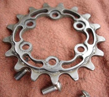 Boone bolt-on cog showing one season's use